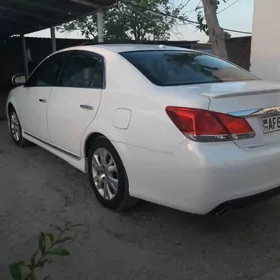 Toyota Avalon 2011