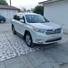 Toyota Highlander 2011