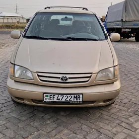 Toyota Sienna 2000