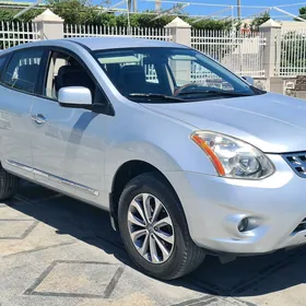 Nissan Rogue 2012