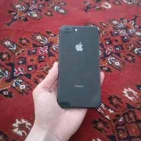iPhone 8 Plus