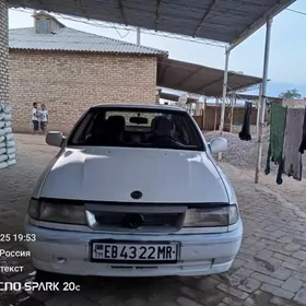 Opel Vectra 1990
