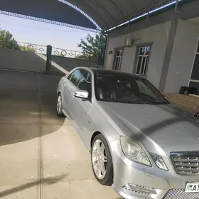 Mercedes-Benz E350 2011