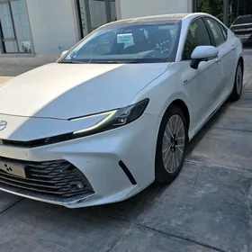 Toyota Camry 2024