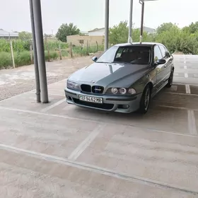 BMW 525 2001