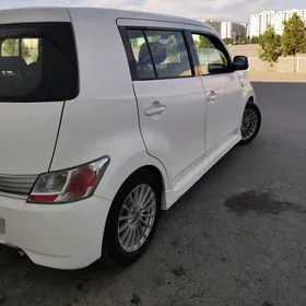Daihatsu Materia 2007