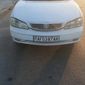 Nissan Maxima 2000