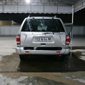 Nissan Pathfinder 2003
