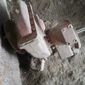 traktor reduktor t16