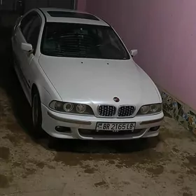 BMW 530 2001