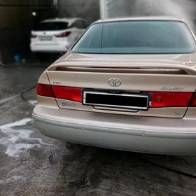 Toyota Camry 2001