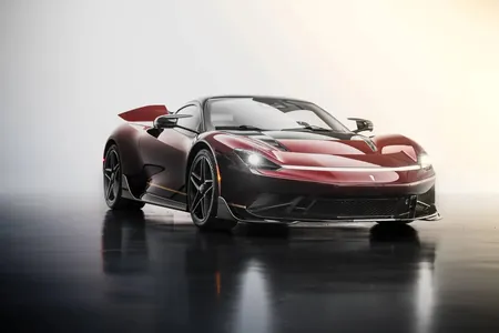 Pininfarina закрывает производство Battista самой бешеной версией в истории бренда