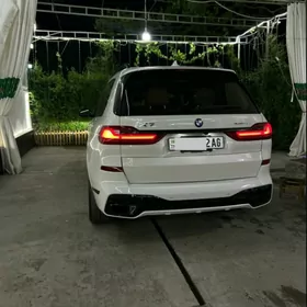 BMW X7 2020