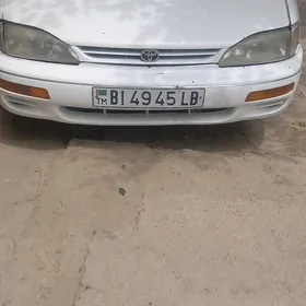 Toyota Camry 1996