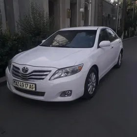Toyota Camry 2011