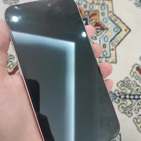 iPhone 15ozi