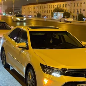Toyota Camry 2017