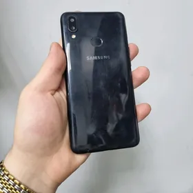 Samsung A10s