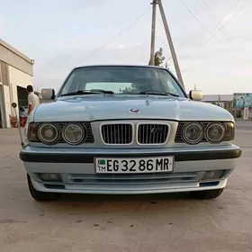 BMW 525 1993