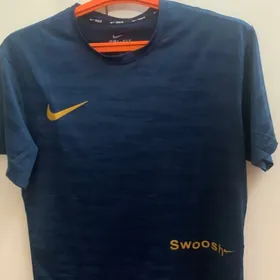 nike futbolka
