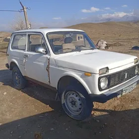 Lada Niva 1985
