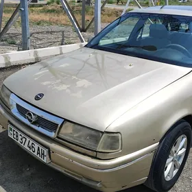 Opel Vectra 1990