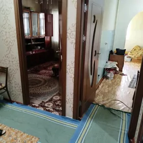 Продаю квартиру в учпункте