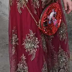 Платье и туфли