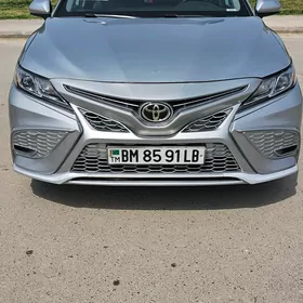 Toyota Camry 2020