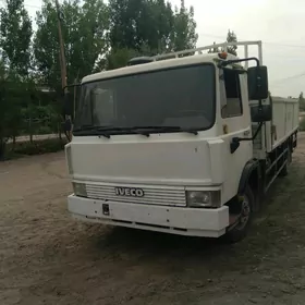 Mitsubishi Canter 1991