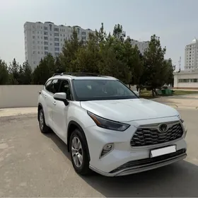 Toyota Highlander 2023