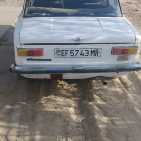 Lada 2103 1983