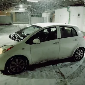 Toyota Yaris 2009
