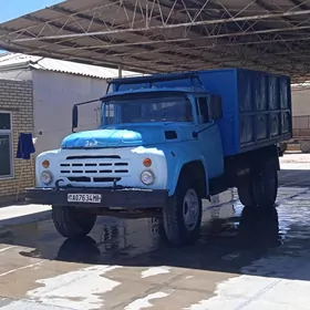 Zil 130 1990