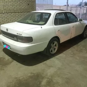 Toyota Camry 1993