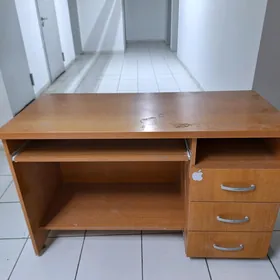Стол