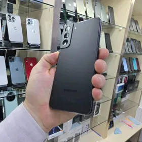 S 22 PLUS