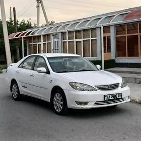 Toyota Camry 2005