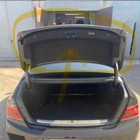 Genesis G90 bahaz kece
