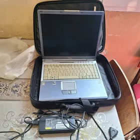 Fujitsu Siemens Computers";