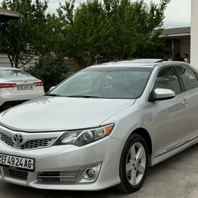 Toyota Camry 2012