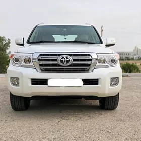 Toyota Land Cruiser 2010