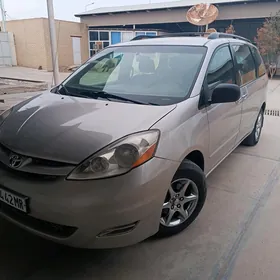 Toyota Sienna 2006