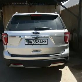 Ford Explorer 2019