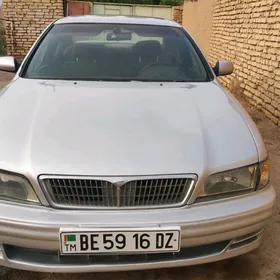 Nissan Maxima 1995
