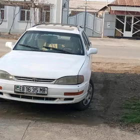Toyota Camry 1993