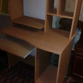 компьютерный столик