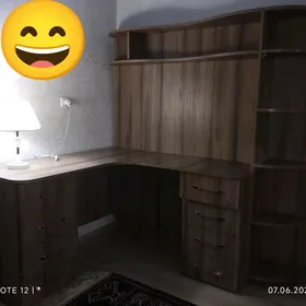 Pismennyý stol