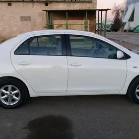 Toyota Yaris 2009