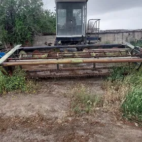 MTZ 80 2024